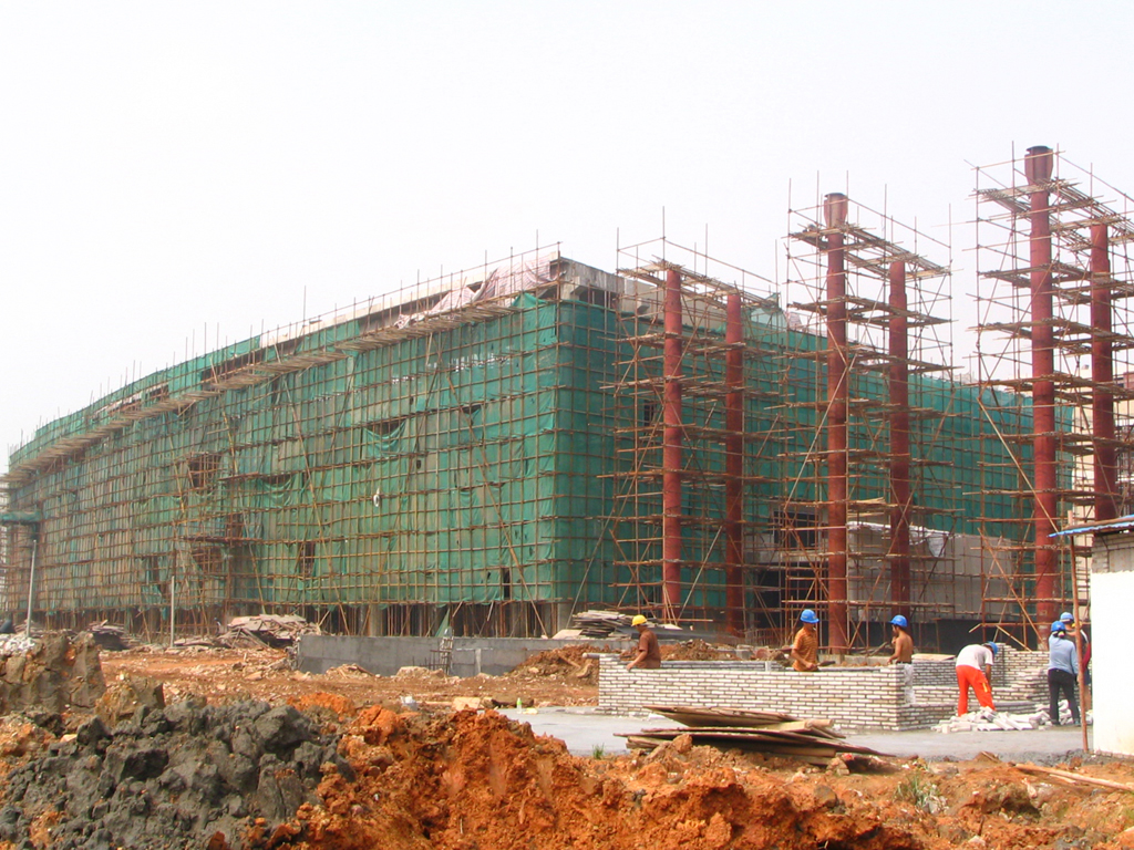 03 building 04