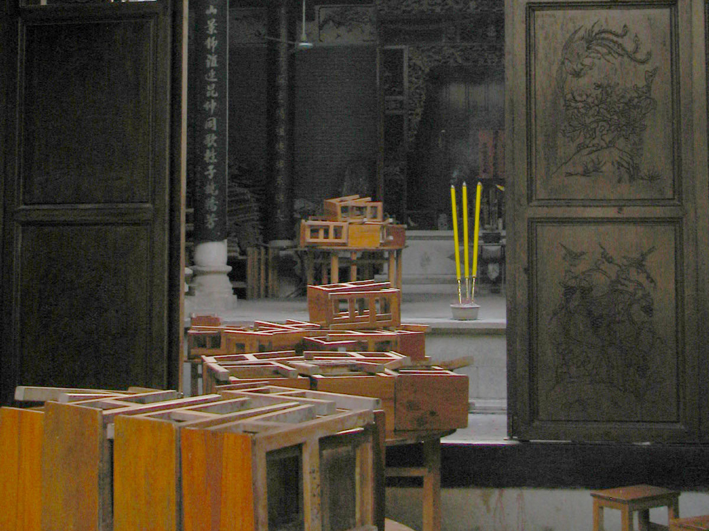 03 temple 48