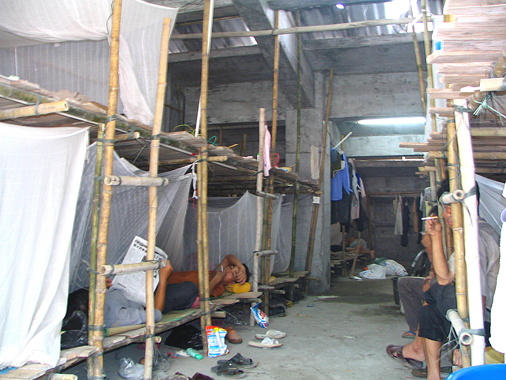 04 worker's home 03