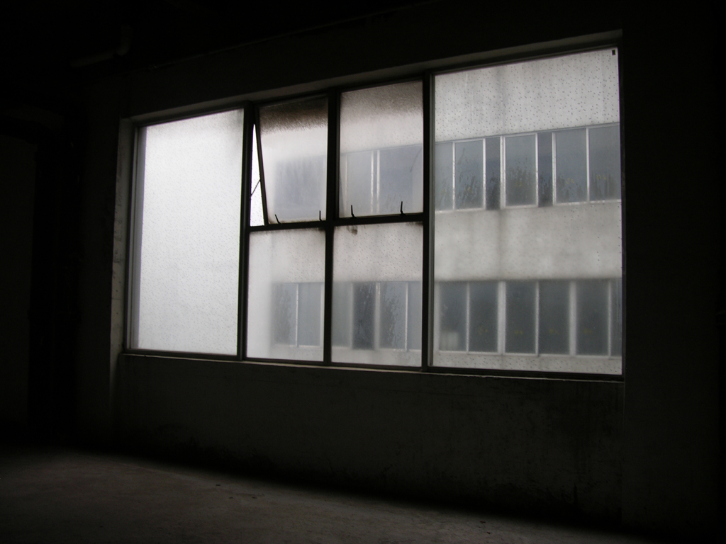 11 window 01 00